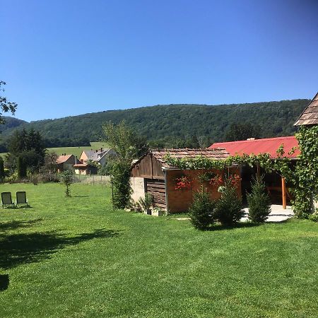 Liliom Vendeghaz Hotel Bakonybel Luaran gambar