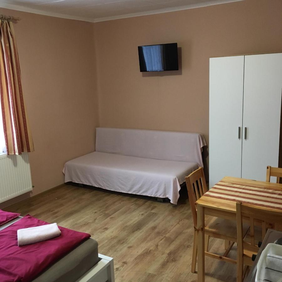 Liliom Vendeghaz Hotel Bakonybel Luaran gambar