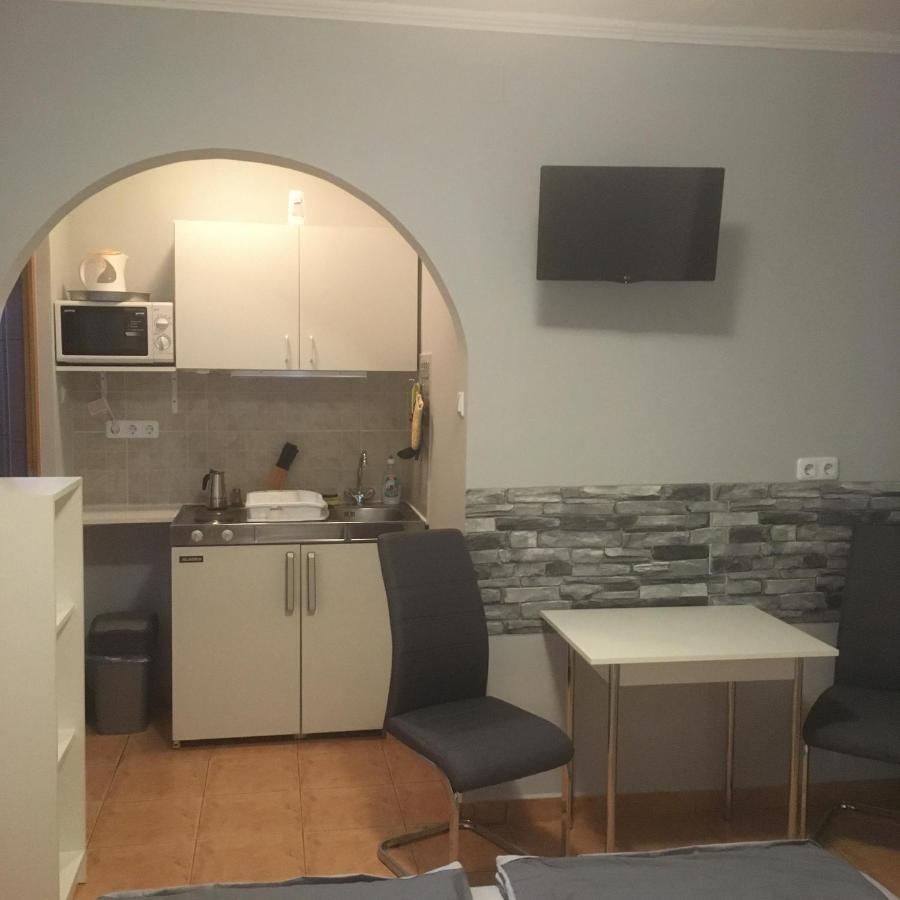 Liliom Vendeghaz Hotel Bakonybel Luaran gambar